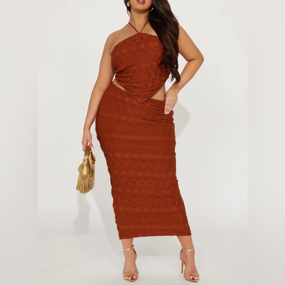 Fashion Nova Textured Rust Skirt Set